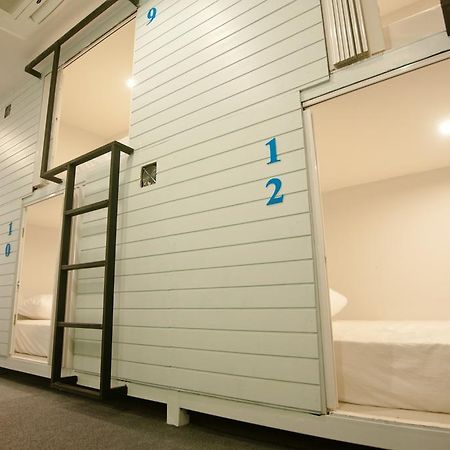 Hotel Capsule Suratthani Surat Thani Extérieur photo