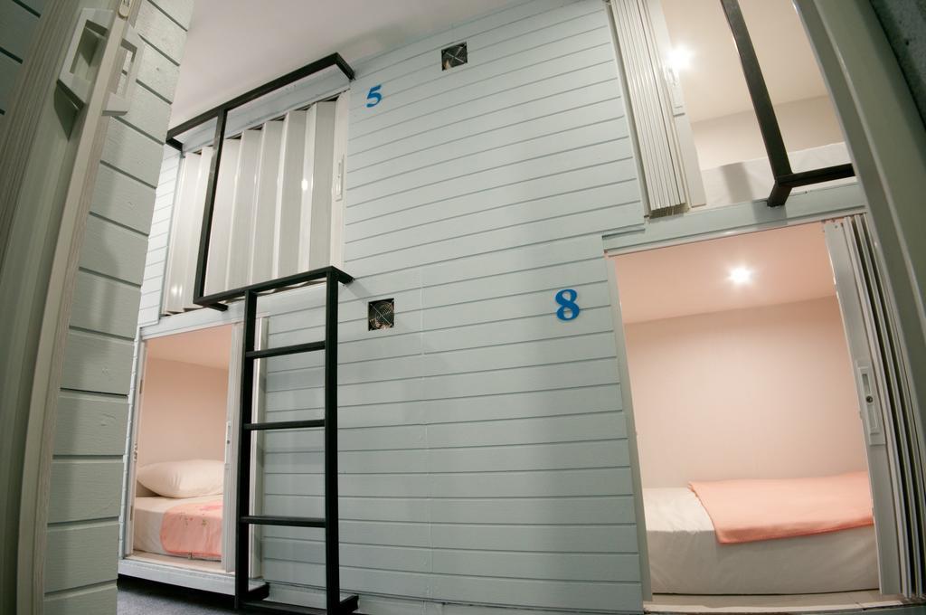 Hotel Capsule Suratthani Surat Thani Extérieur photo