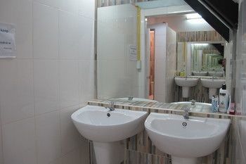 Hotel Capsule Suratthani Surat Thani Extérieur photo